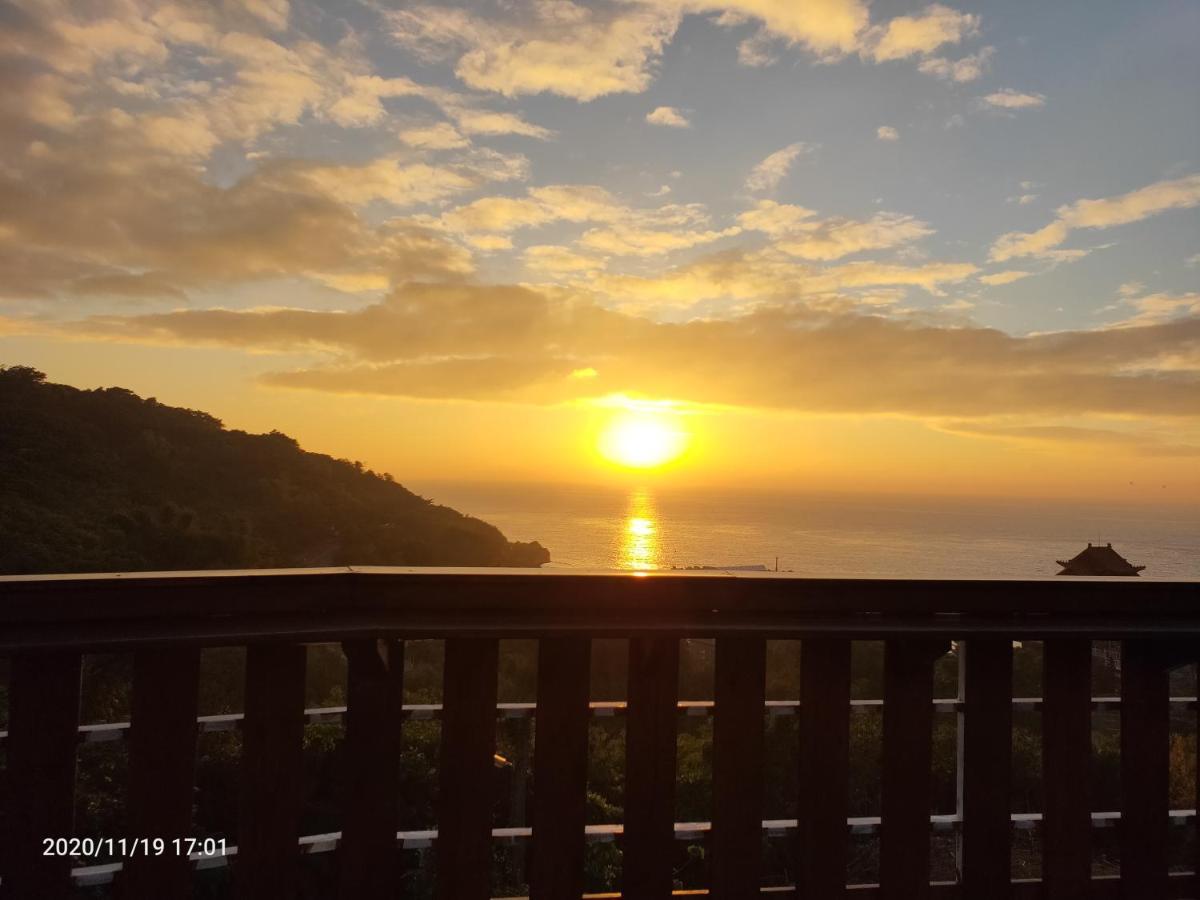 舞浪海景旅店 Hotel Xiaoliuqiu Buitenkant foto