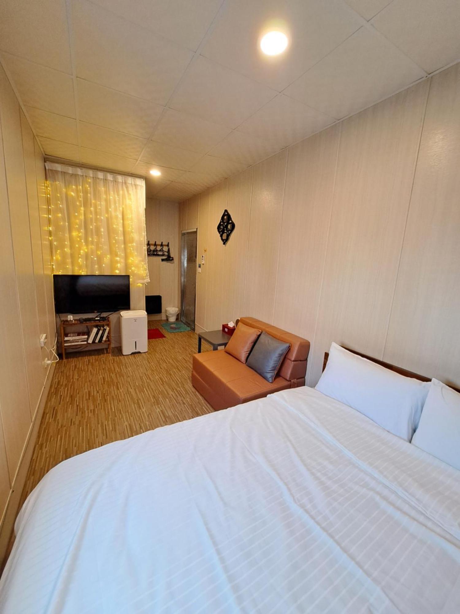 舞浪海景旅店 Hotel Xiaoliuqiu Buitenkant foto