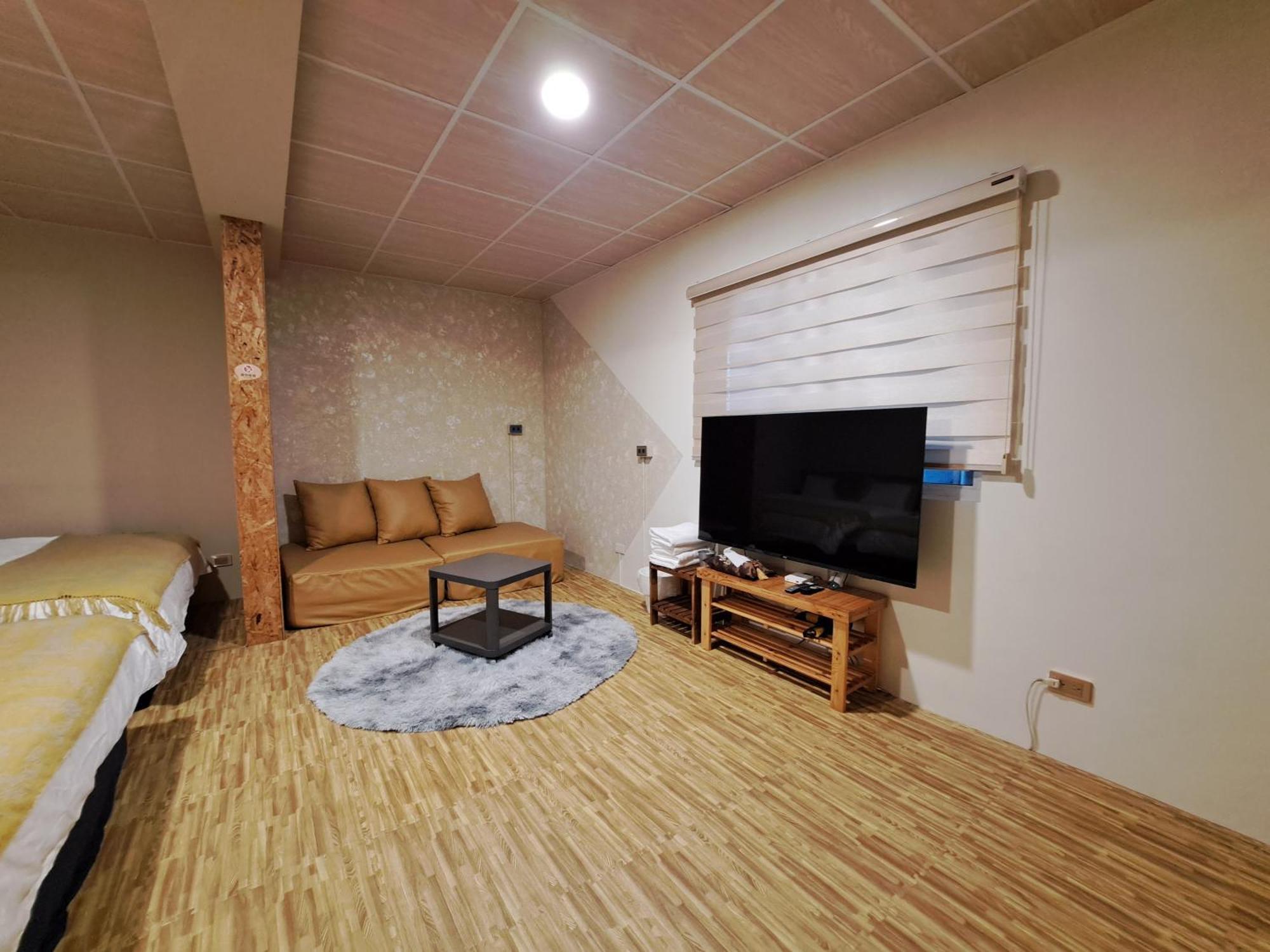 舞浪海景旅店 Hotel Xiaoliuqiu Buitenkant foto