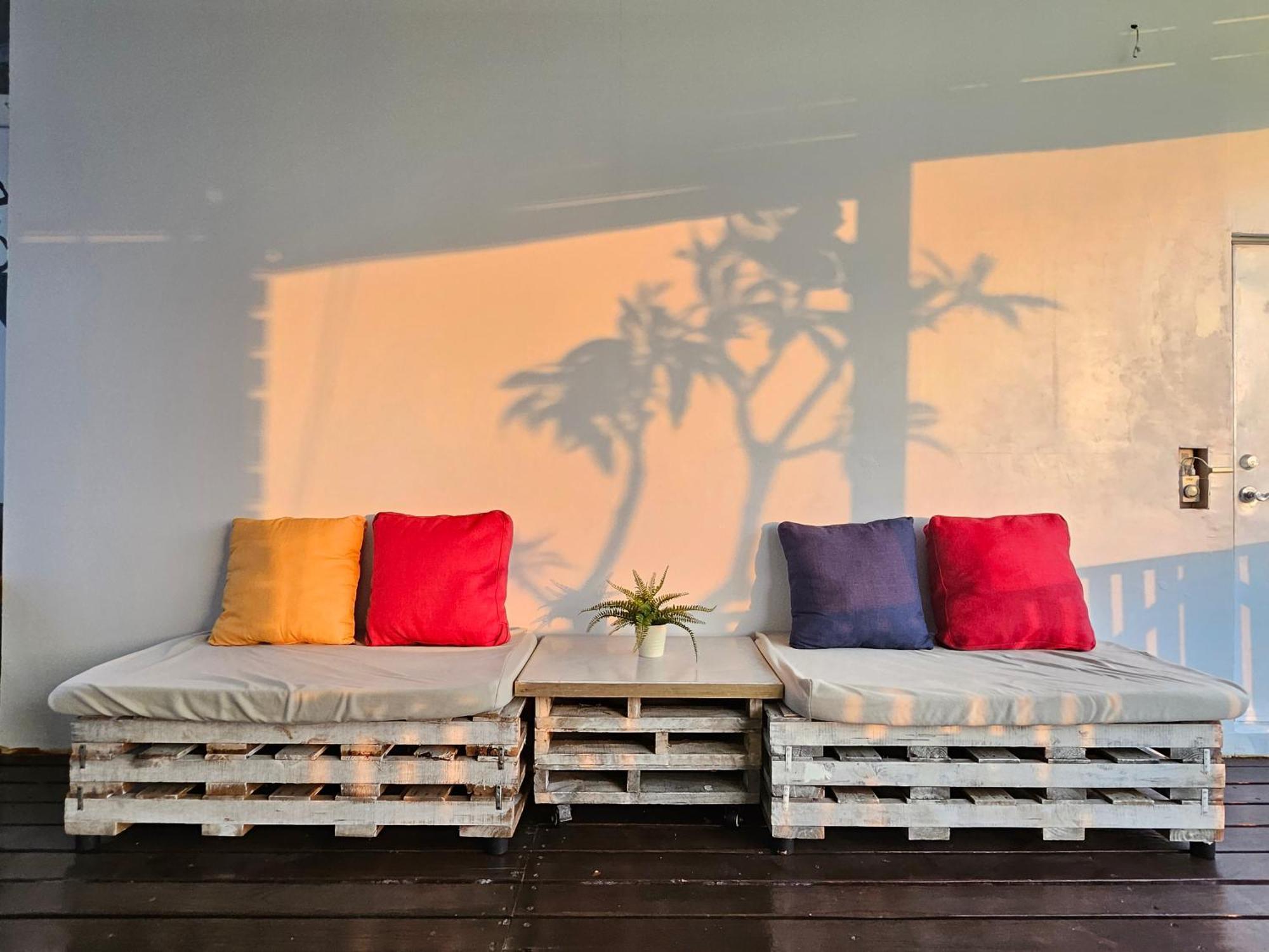 舞浪海景旅店 Hotel Xiaoliuqiu Buitenkant foto